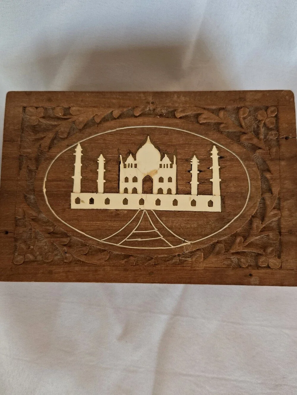 Vintage Hand Carved Wooden Taj Mahal Inlay Trinket Box India